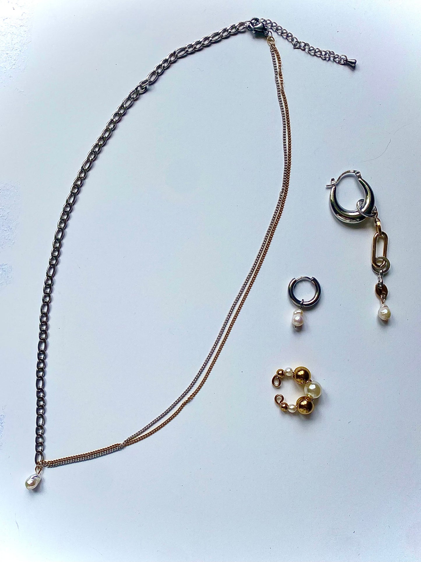 9 of Cups mono-earring