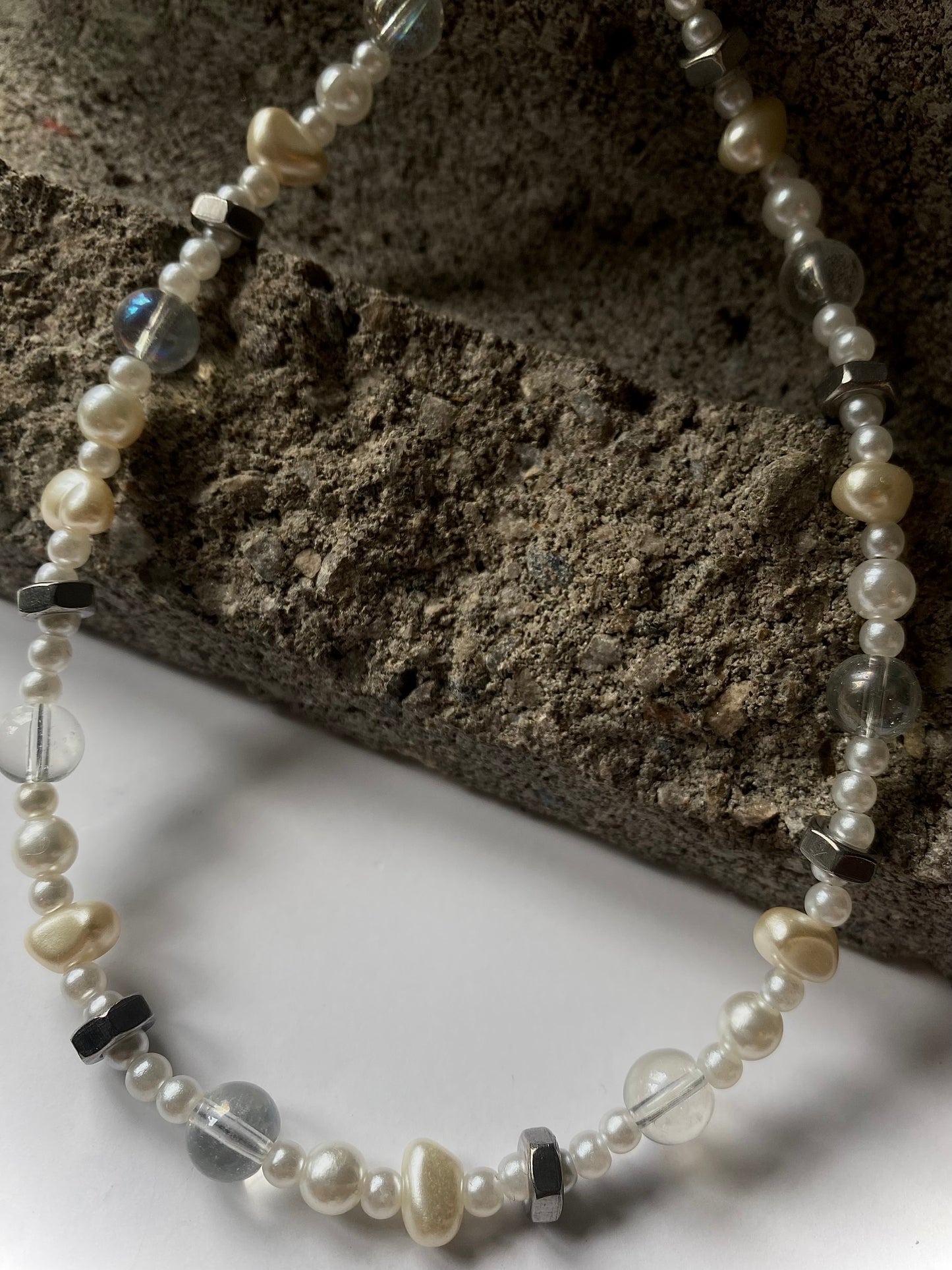 V - The Hierophant necklace