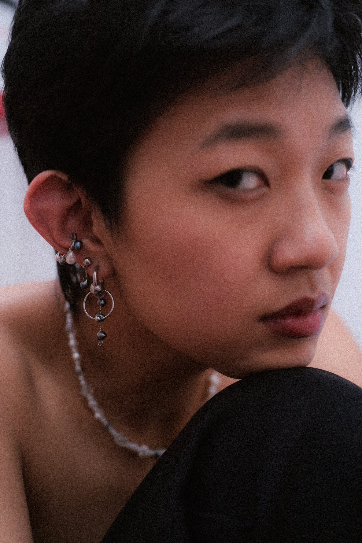 XIV - Tempérance ear set