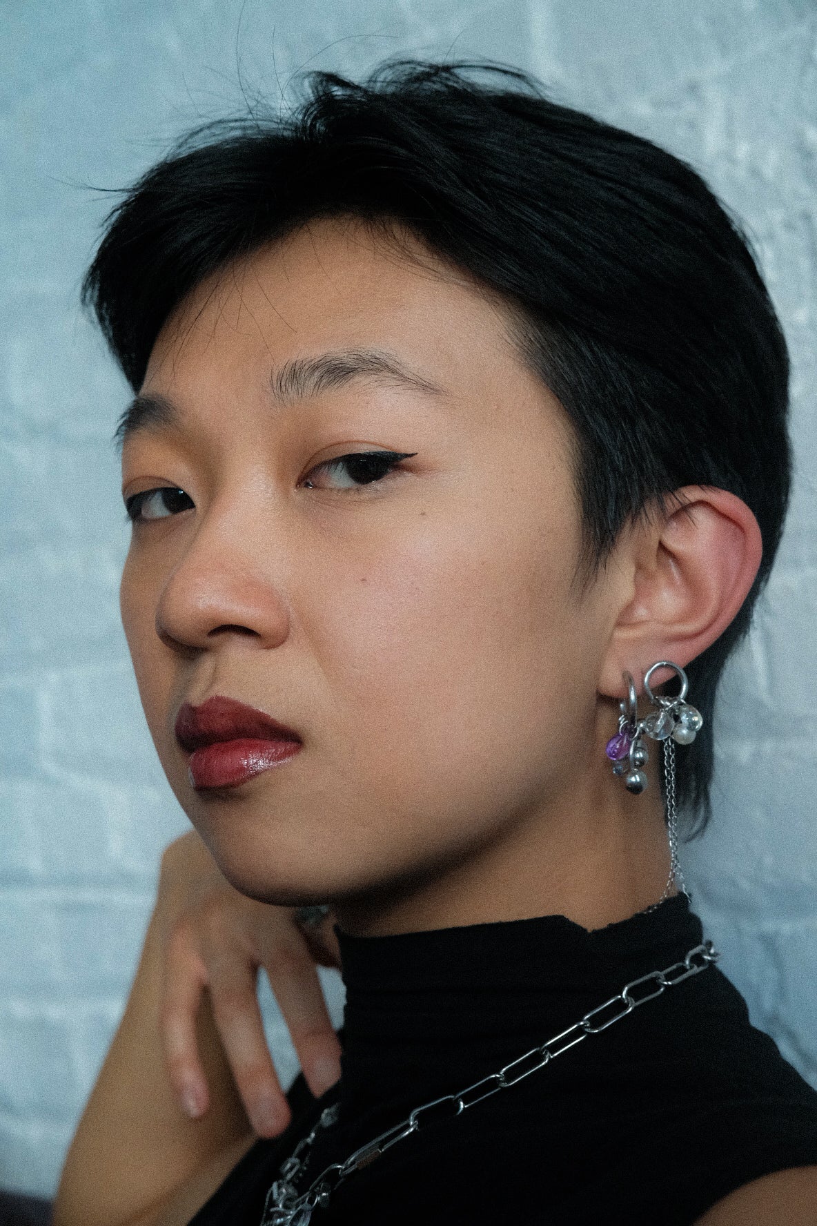 6 of Pentacles mono-earring