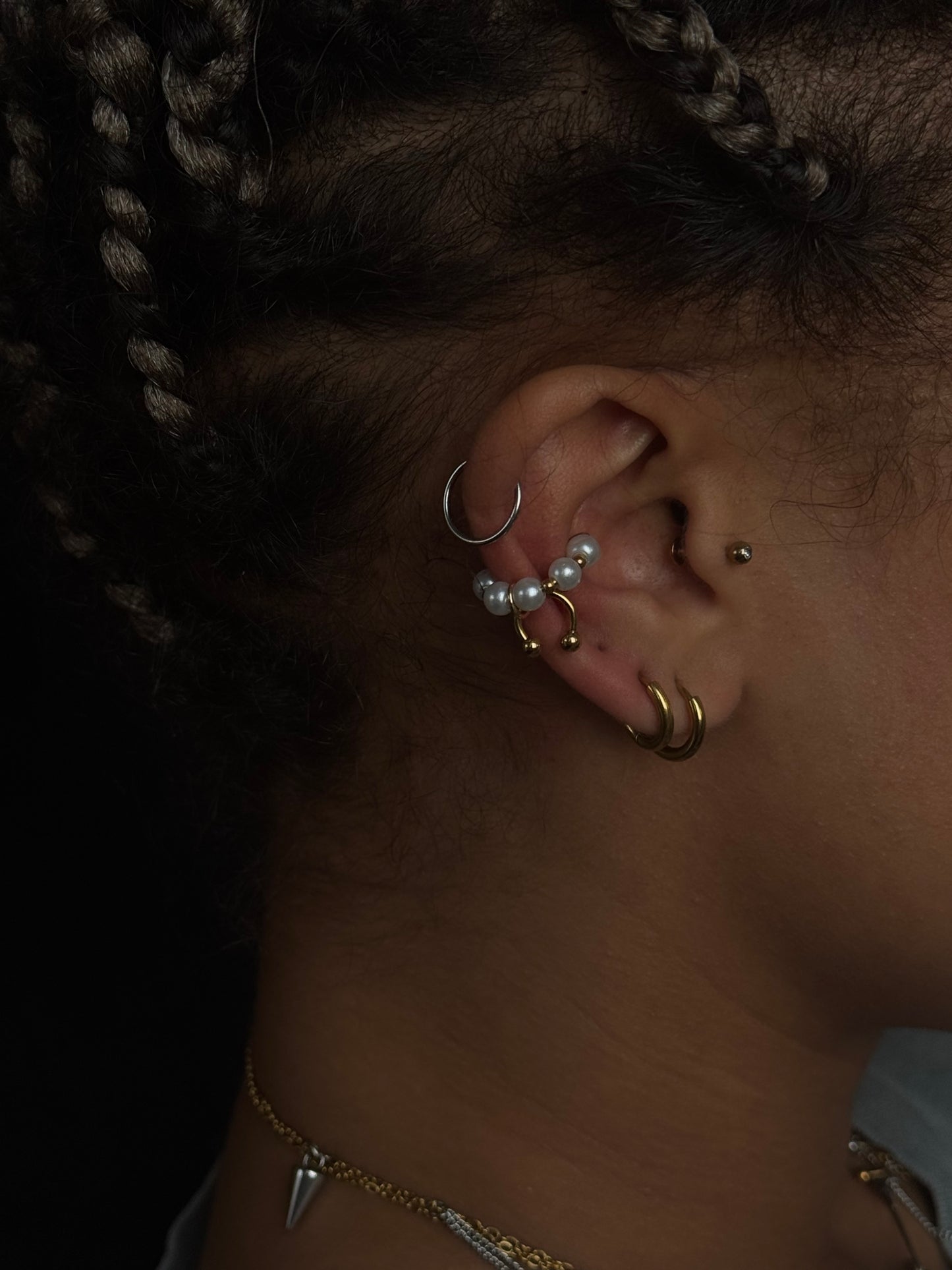 Lullaby earcuff