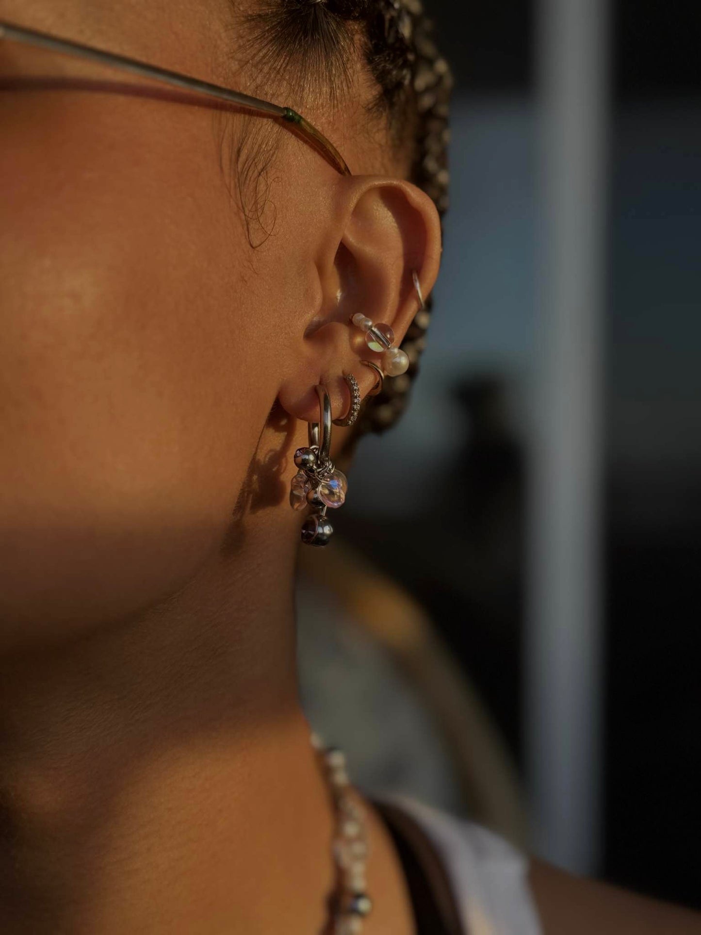 6 of Pentacles mono-earring