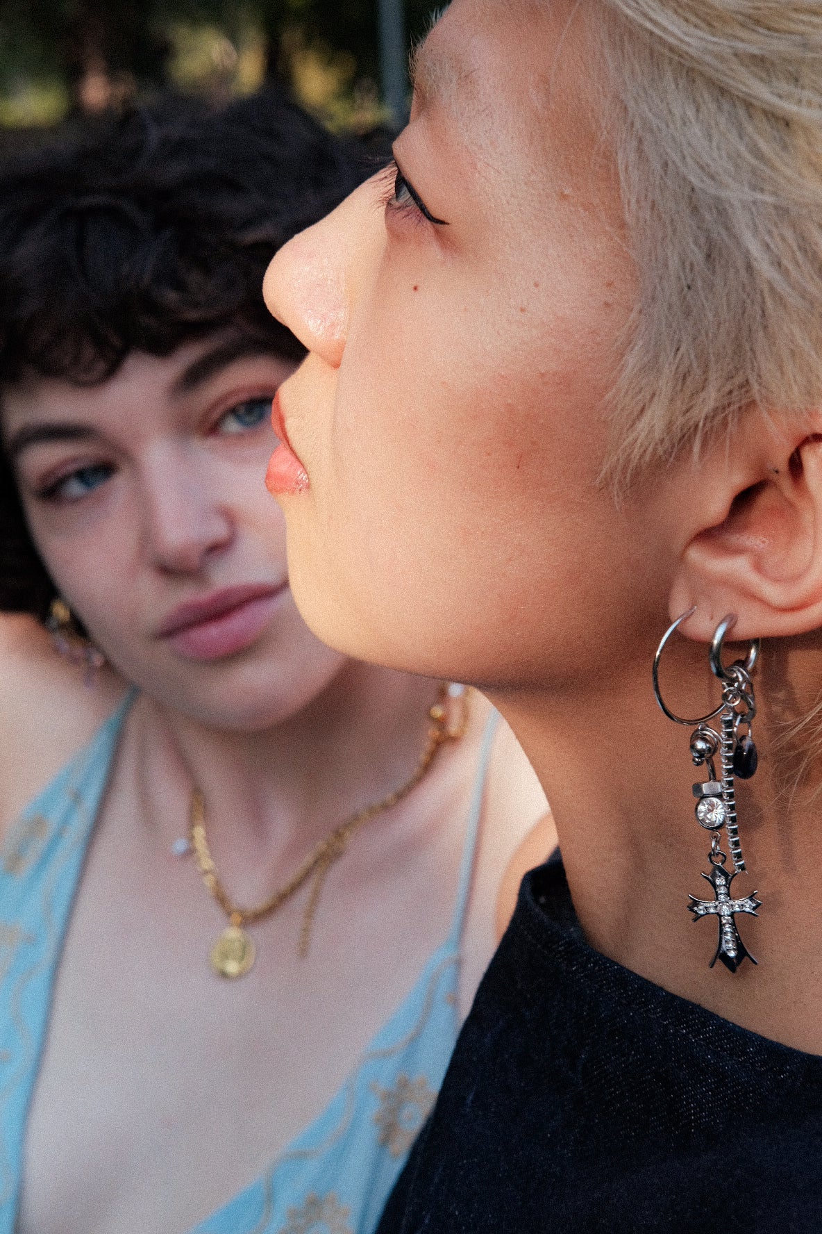 Queen of Swords mono-earring