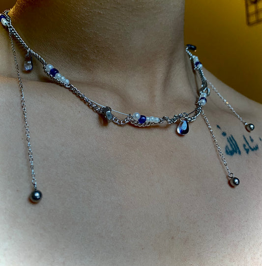 VII - Chariot necklace