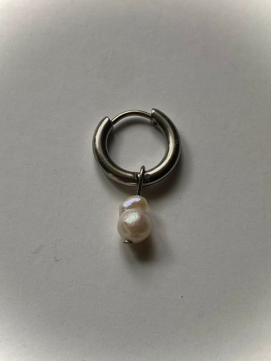 9 of Cups mono-earring