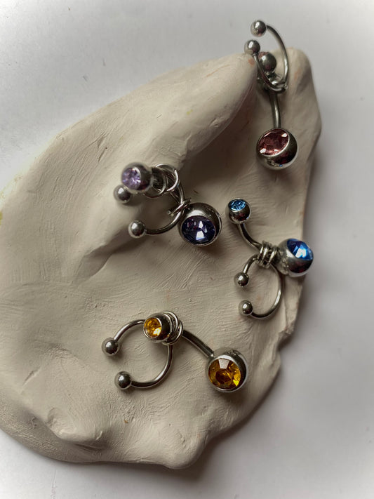 XI - Justice earcuff