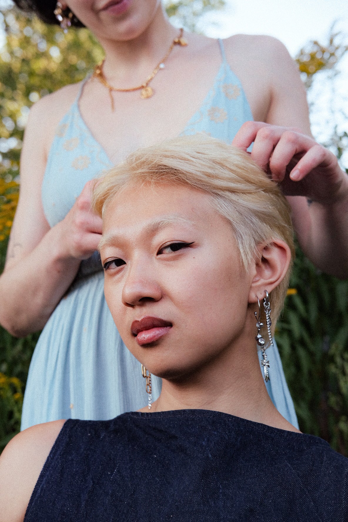 Queen of Swords mono-earring