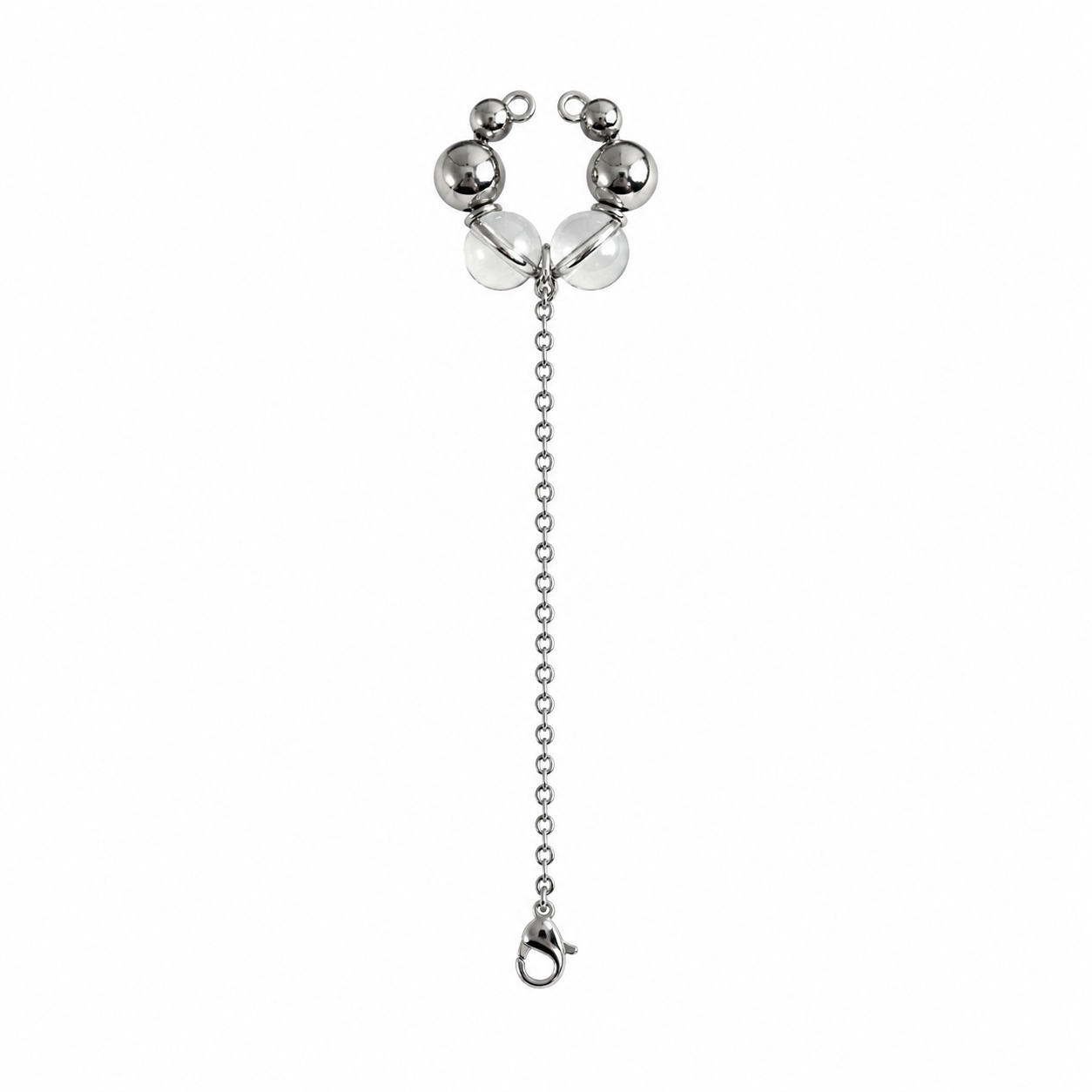 Earcuff ajustable sans perçage en acier inoxydable argenté avec perles translucides et chaîne amovible, photographie produit sur fond blanc.