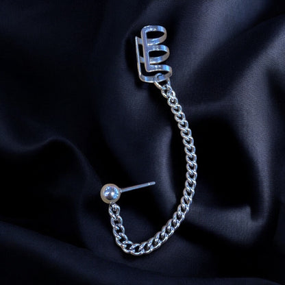 sombre mono-earring