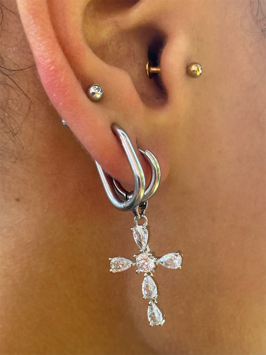 lead mono-earring